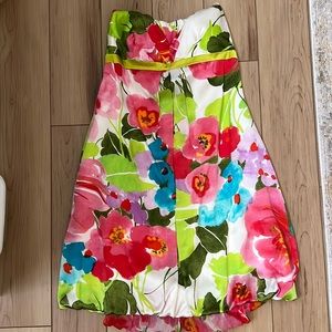Floral strapless dress